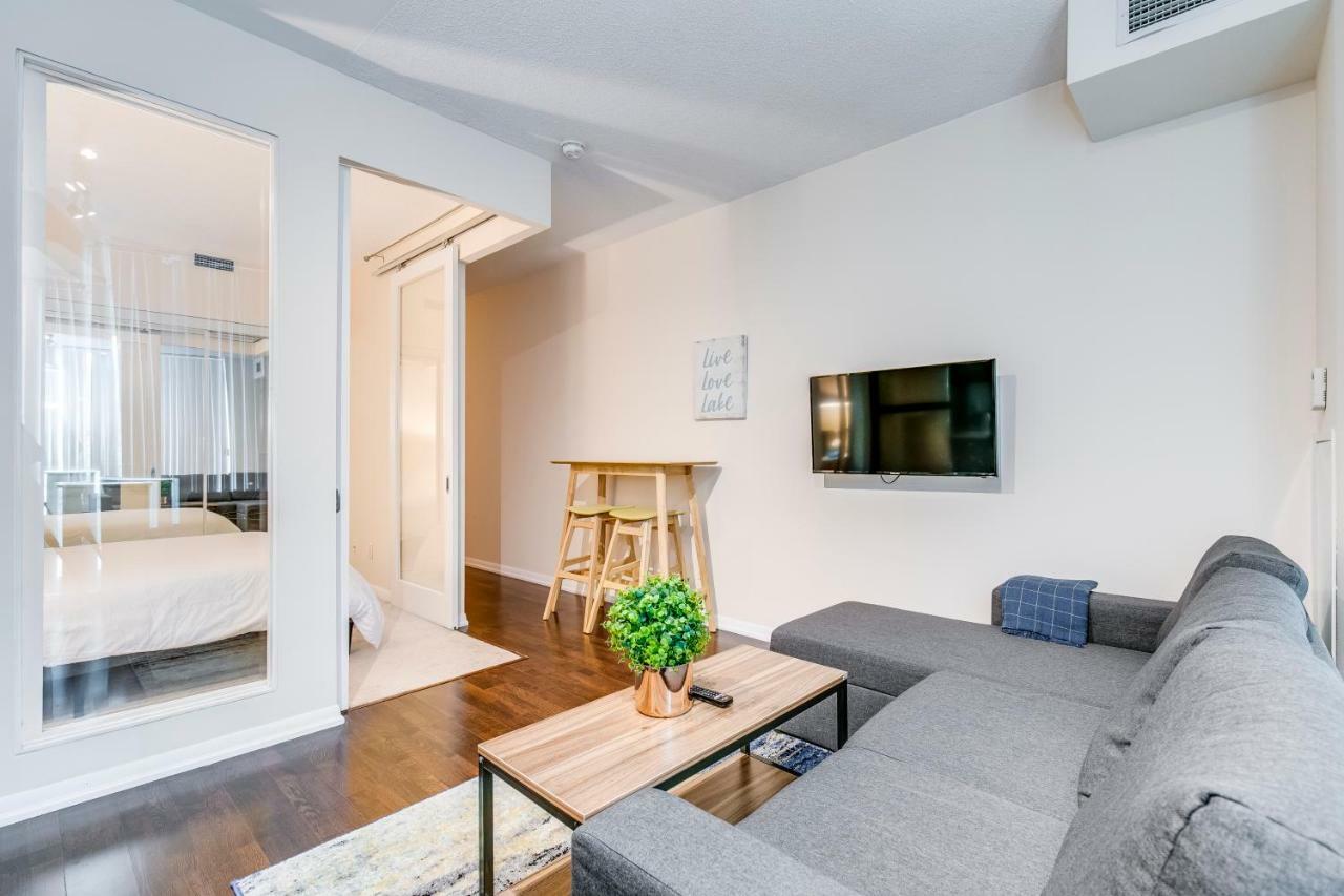 Stunning Condo Suite By Waterfront Торонто Экстерьер фото