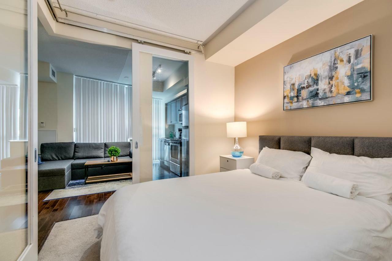 Stunning Condo Suite By Waterfront Торонто Экстерьер фото