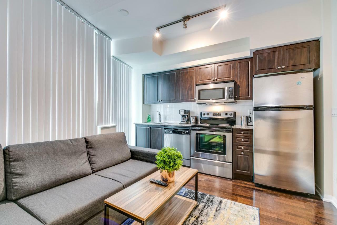 Stunning Condo Suite By Waterfront Торонто Экстерьер фото